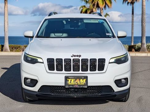 Used 2021 Jeep Cherokee Latitude Plus FWD image 3