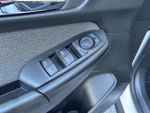 Used 2025 Chevrolet TrailBlazer LT w/ Driver Confidence Package image 26