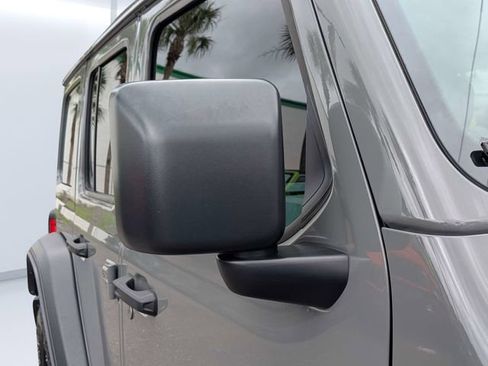 Used 2023 Jeep Wrangler Unlimited w/ Sun & Screen Package AWD/4WD image 11