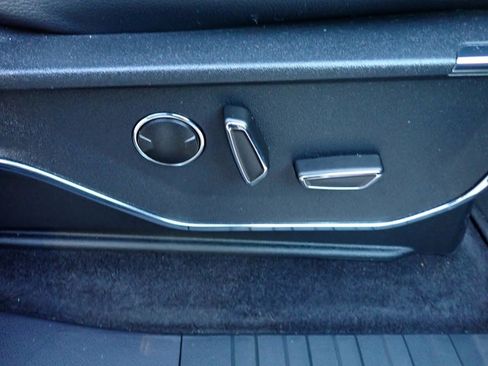 Used 2023 Ford F150 Lariat w/ Equipment Group 502A High image 13