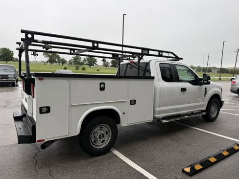 Used 2019 Ford F250 XL w/ XL Value Package RWD image 2