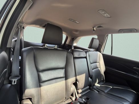 Used 2018 Honda Pilot EX-L image 29