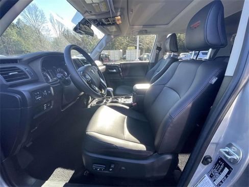 Used 2022 Toyota 4Runner TRD Off-Road Premium image 11