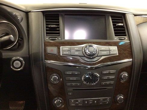 Used 2017 INFINITI QX80 4WD image 23