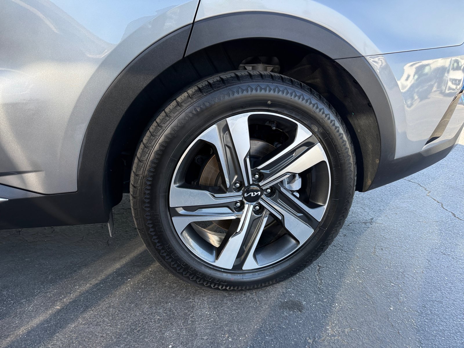 Used 2023 Kia Sorento SX Prestige AWD/4WD image 16