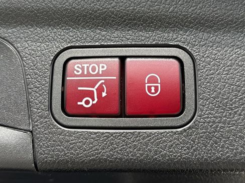 Used 2023 Mercedes-Benz GLE 450 4MATIC image 9