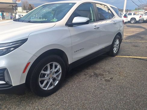 Used 2023 Chevrolet Equinox LT AWD/4WD image 4