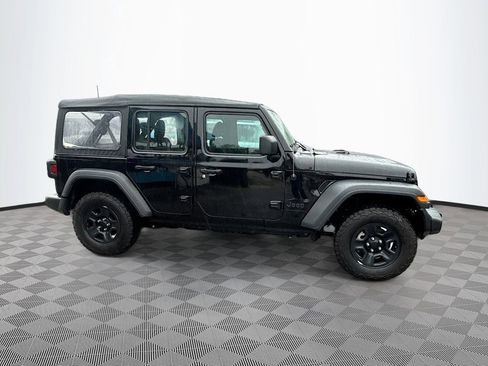 Used 2023 Jeep Wrangler Sport image 5