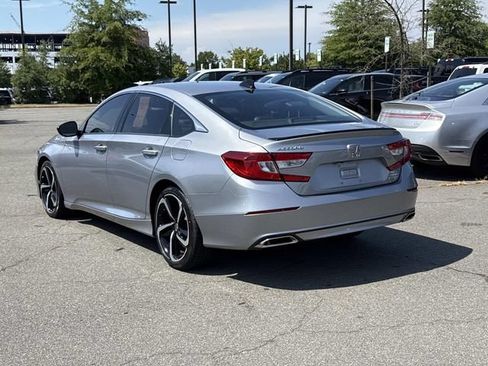 Used 2021 Honda Accord Sport Special Edition image 4