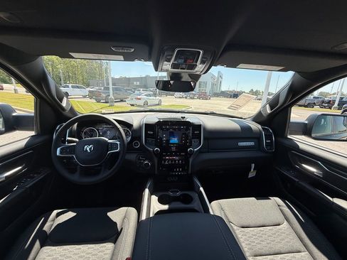 New 2026 RAM 1500 Big Horn AWD/4WD image 13