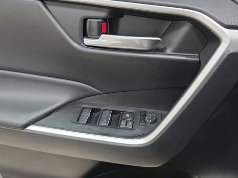 Certified 2023 Toyota RAV4 XLE AWD/4WD image 25