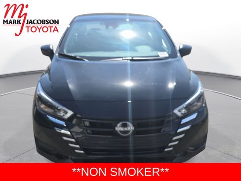 Used 2025 Nissan Versa S w/ S Plus Package image 2