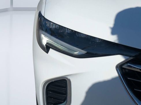 Used 2021 Buick Envision Essence FWD image 9