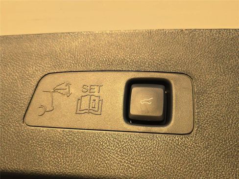 New 2026 Lincoln Corsair Reserve FWD image 25