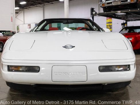 Used 1996 Chevrolet Corvette Coupe RWD image 13