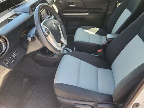 Used 2016 Toyota Prius C Three FWD image 7