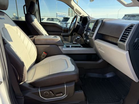 Used 2020 Ford F150 Limited image 10