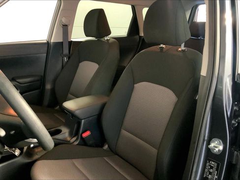 Certified 2025 Kia Soul LX image 22