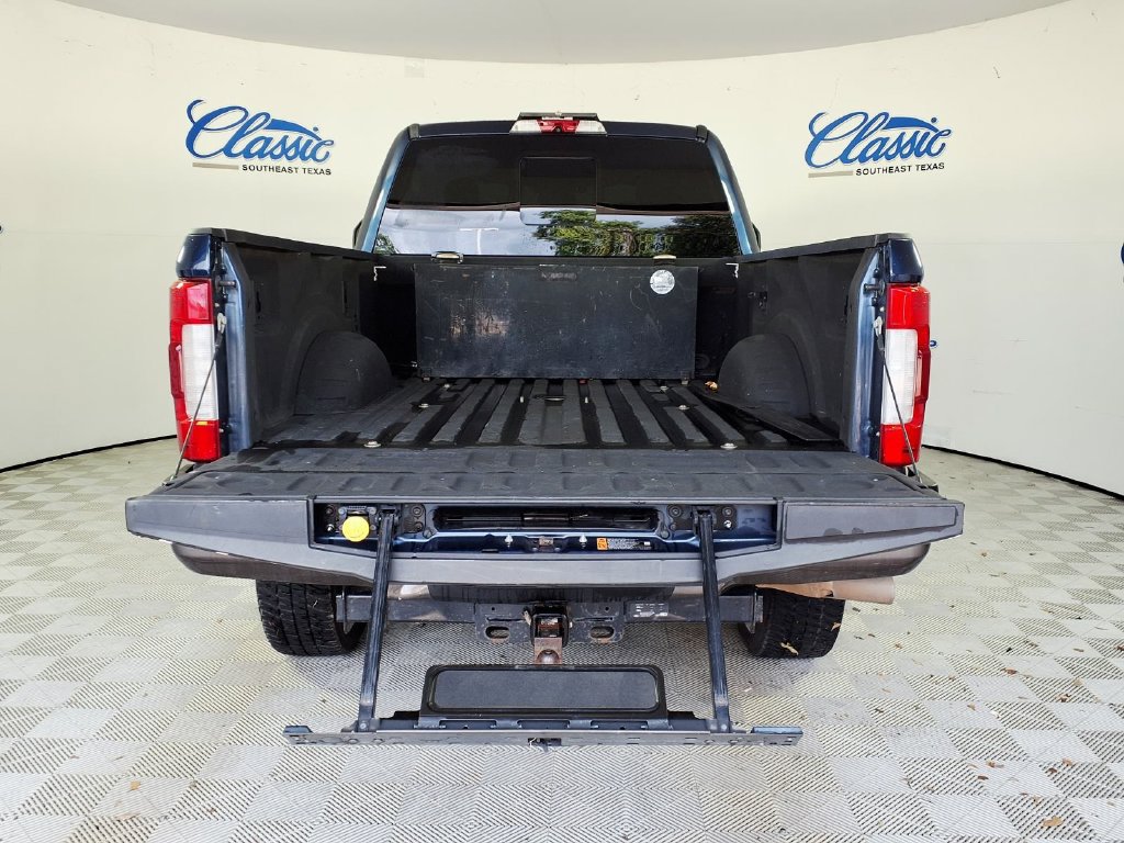 Used 2019 Ford F250 King Ranch w/ King Ranch Ultimate Package AWD/4WD image 5