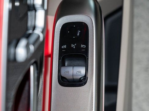 New 2027 Mercedes-Benz CLE 300 4MATIC Coupe image 17