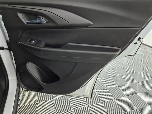 Certified 2021 Chevrolet TrailBlazer RS w/ Convenience Package FWD image 31