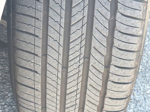 Used 2024 Genesis G70 2.5T w/ Sport Prestige Package image 41