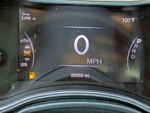 Certified 2017 Jeep Grand Cherokee Altitude RWD image 21
