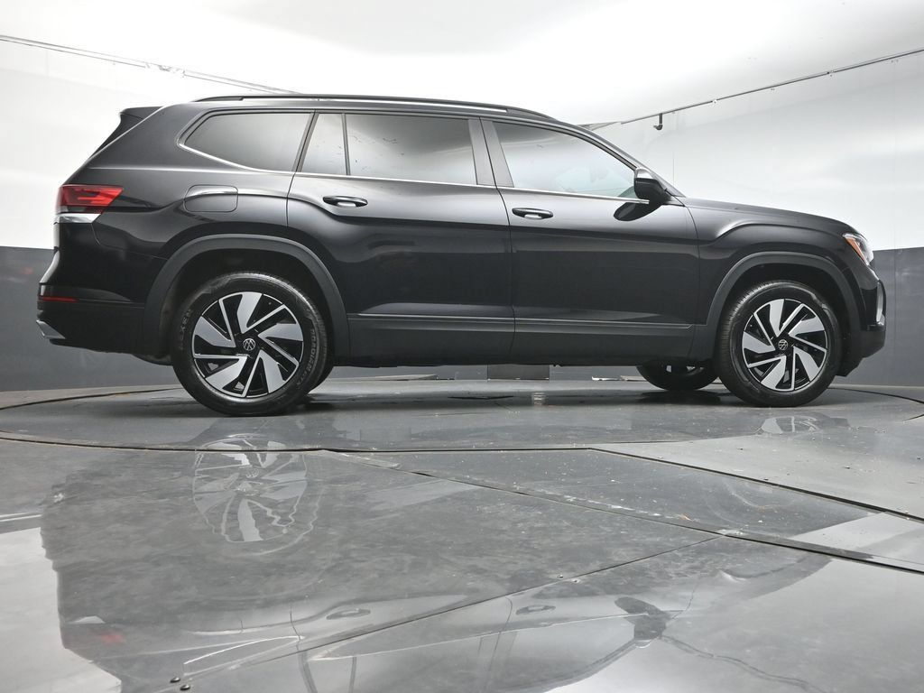 Used 2026 Volkswagen Atlas SE FWD image 45