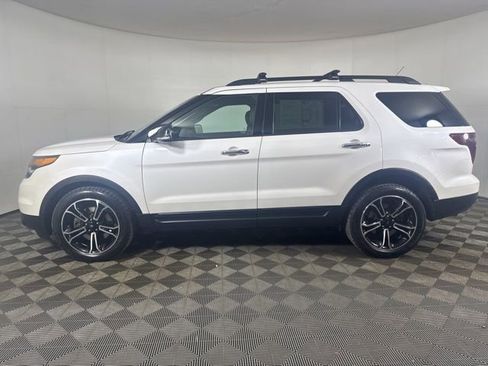 Used 2014 Ford Explorer Sport w/ Equipment Group 401A image 7