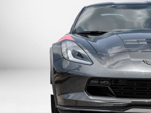 Used 2017 Chevrolet Corvette Grand Sport RWD image 30