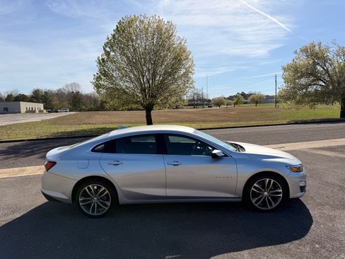 Used 2021 Chevrolet Malibu LT image 6