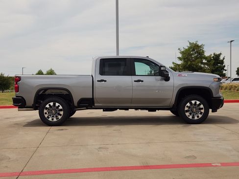 New 2026 Chevrolet Silverado 2500 Custom w/ Custom Value Package AWD/4WD image 7