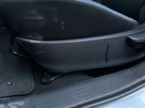 Used 2025 Nissan Versa SV w/ Trunk Package FWD image 11