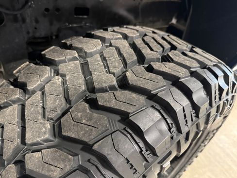 Certified 2024 RAM 2500 Big Horn w/ Sport Appearance Package image 19