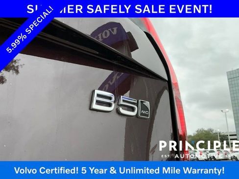 Certified 2025 Volvo XC90 B5 Plus AWD/4WD image 14