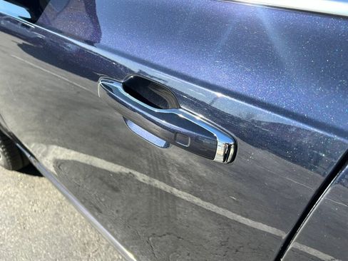 Used 2019 Volvo XC90 T6 Momentum w/ Advanced Package image 16