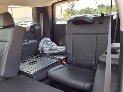 New 2026 Hyundai Santa Fe SEL image 17