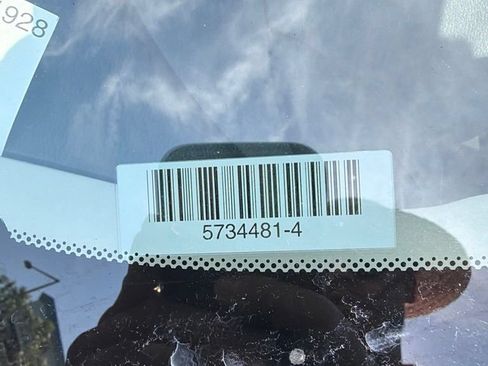 Used 2025 Nissan Sentra SV FWD image 3