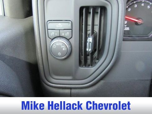 Used 2025 Chevrolet Silverado 1500 Custom image 16
