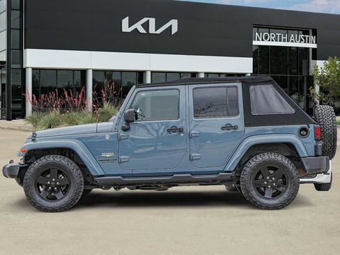 Used 2015 Jeep Wrangler Unlimited Sahara w/ Trailer Tow Group image 4