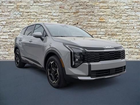 New 2026 Kia Sportage EX FWD image 2