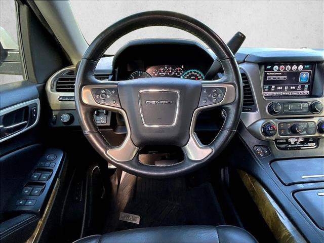 Used 2017 GMC Yukon Denali w/ Open Road Package AWD/4WD image 5