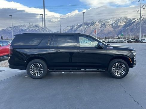 Certified 2025 Chevrolet Suburban Z71 image 27