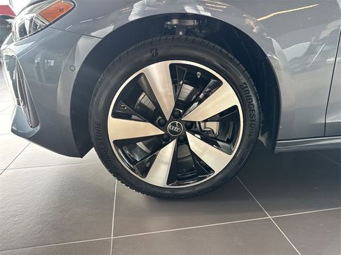 New 2025 Audi A5 2.0T Prestige image 10