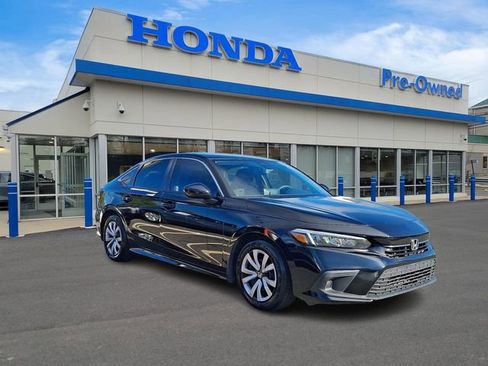 Used 2023 Honda Civic LX image 3