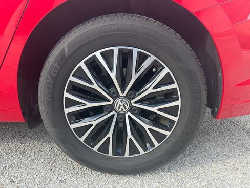 Used 2021 Volkswagen Jetta SE FWD image 28