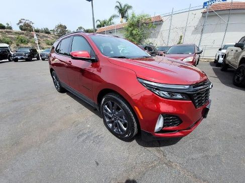 Used 2024 Chevrolet Equinox RS w/ LPO, Cargo Package FWD image 2