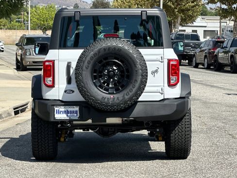 New 2026 Ford Bronco 2-Door w/ Sasquatch Package AWD/4WD image 5