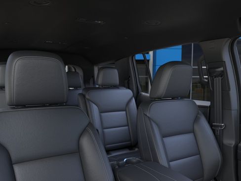 New 2026 Chevrolet Traverse LT w/ Driver Confidence Package FWD image 24