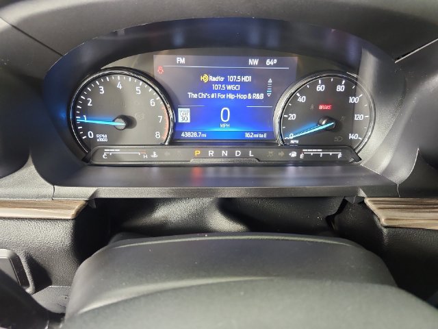 Used 2022 Ford Explorer Limited w/ Limited Technology Package AWD/4WD image 18